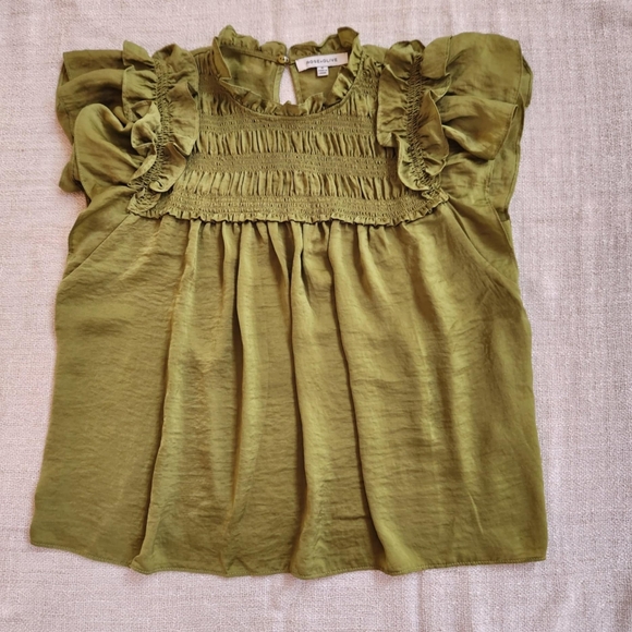 Rose +Olive Sleeveless Ruffled Silky Blouse - Lime Green - Size M - EUC - Picture 3 of 8